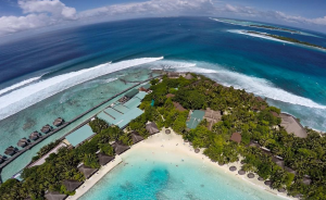 Maldives Surf - Surfing The Maldives